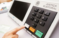 Assédio eleitoral: empregado receberá R$ 30 mil após dispensa por se recusar a votar no candidato do chefe