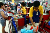 Danças, gritos de guerra e canções motivacionais geram indenização de R$ 10 mil para trabalhador de supermercado em Contagem