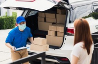 Entregador de produtos que ofendeu a chefe não consegue reverter justa causa