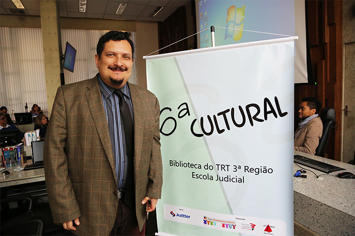 Desembargador Gabriel Napoleão, o Chacal, artista e diretor da Escola Judicial do TRT do Pará.