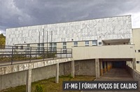 NJ - Pedreiro que tinha parentesco com gerente não prova vínculo de emprego com empresa de transporte coletivo
