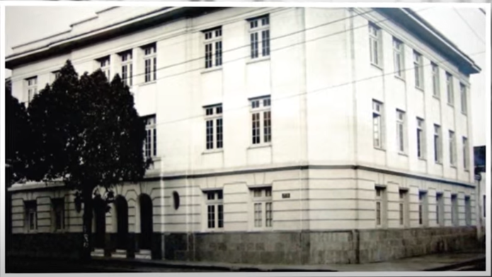 Foto antiga do edifício do Centro Cultural