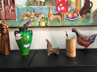 Vaso, Cavalo de Pedra, Galinha - Yara Tupynambá .jpeg