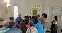 Projeto Romper celebra o dia do Idoso com visita à Exposição “Raízes da Alma”