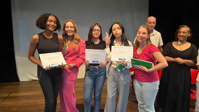 Juíza Sandra Maria Generoso Thomaz Leidecker, co-gestora Regional de Primeiro Grau do PCTI, participa da Cerimônia de Premiação da Etapa Municipal do Prêmio MPT na Escola e do II Concurso de Redação do TRT3