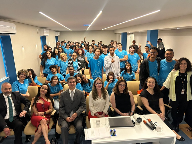 Educação e direitos: TRT-MG dialoga com jovens de Programa Jovem Aprendiz