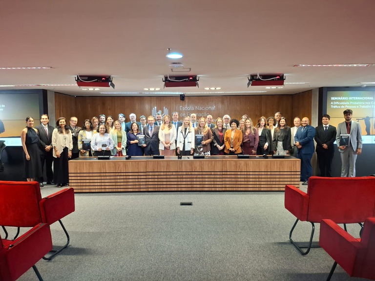 Seminário Internacional sobre a Dificuldade Probatória nos Crimes de Tráfico de Pessoas e Trabalho Escravo