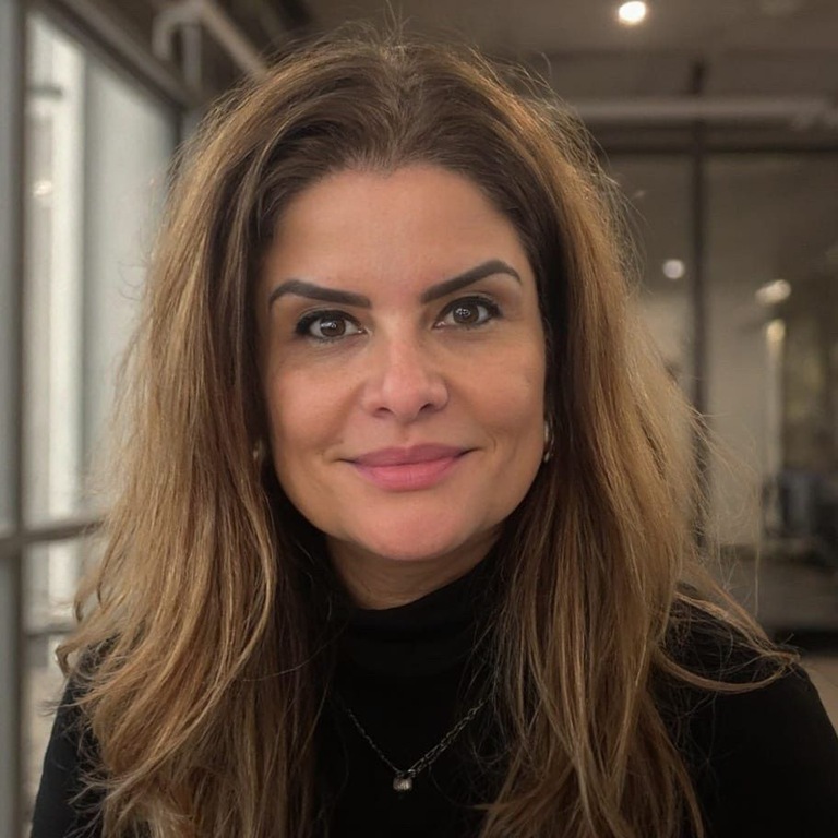 WhatsApp Image 2026-02-11 at 3.43.39 PM.jpeg Servidora Júnia Paula Fernandes de Oliveira