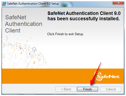 Captura de tela de instalação do SafeNet Authentication Client, indicando sucesso na instalação com destaque para o botão 'Finish'.